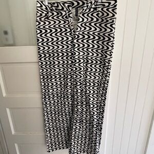 H&M Monochrome Wave Pattern Pants